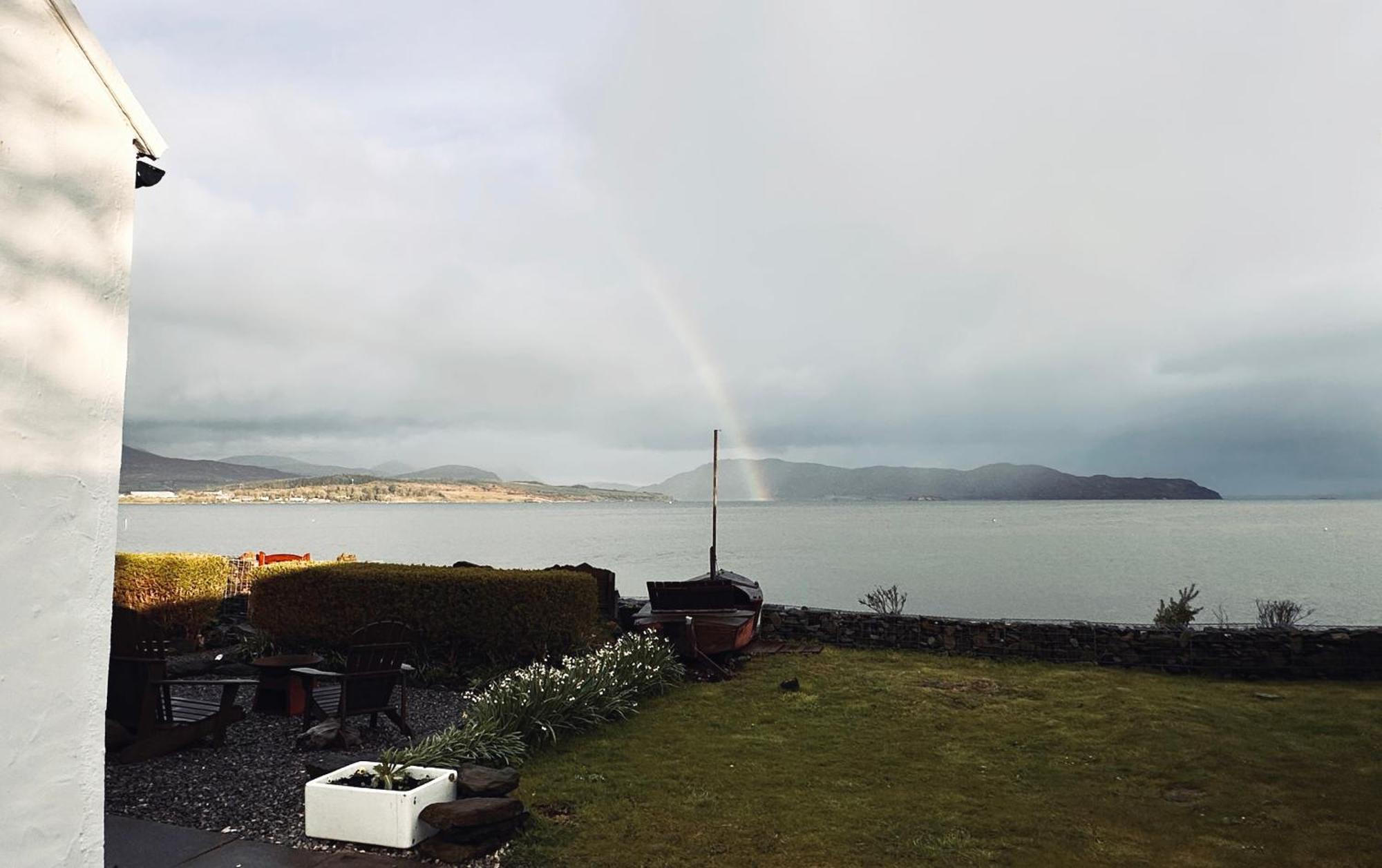 Carnmhor, Isle Of Skye - Stunning 242 Year Old Cottage On Its Own Sea Shore! Breakish Exterior photo